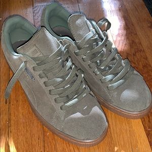 puma suede olive green